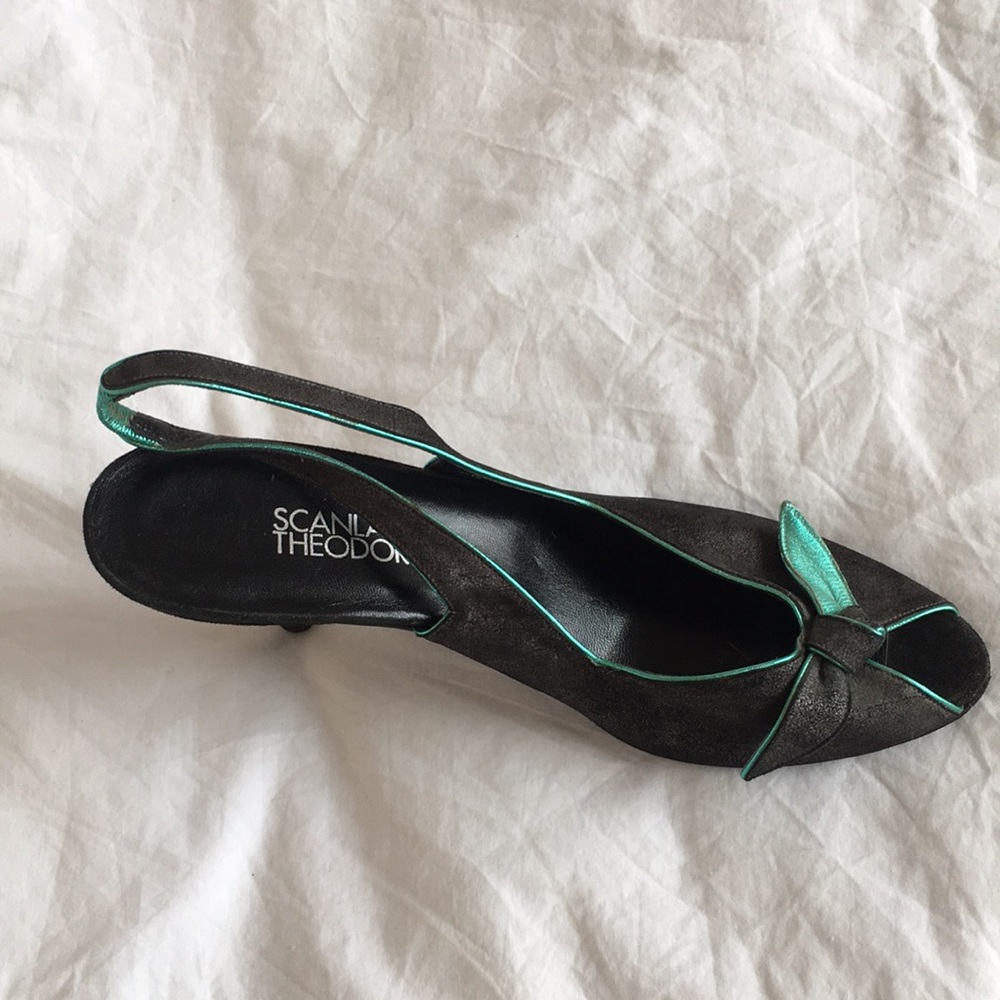 Scanlan & Theodore sling backs—never worn